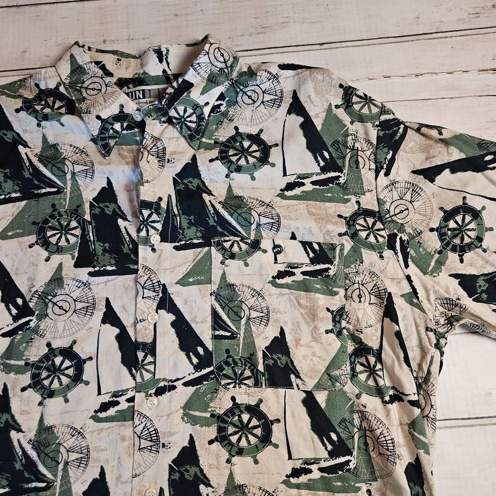 Vintage UNTIED Camp Shirt XL Nautical‎ Sailboat Compass Wheel Aloha Hawaiian